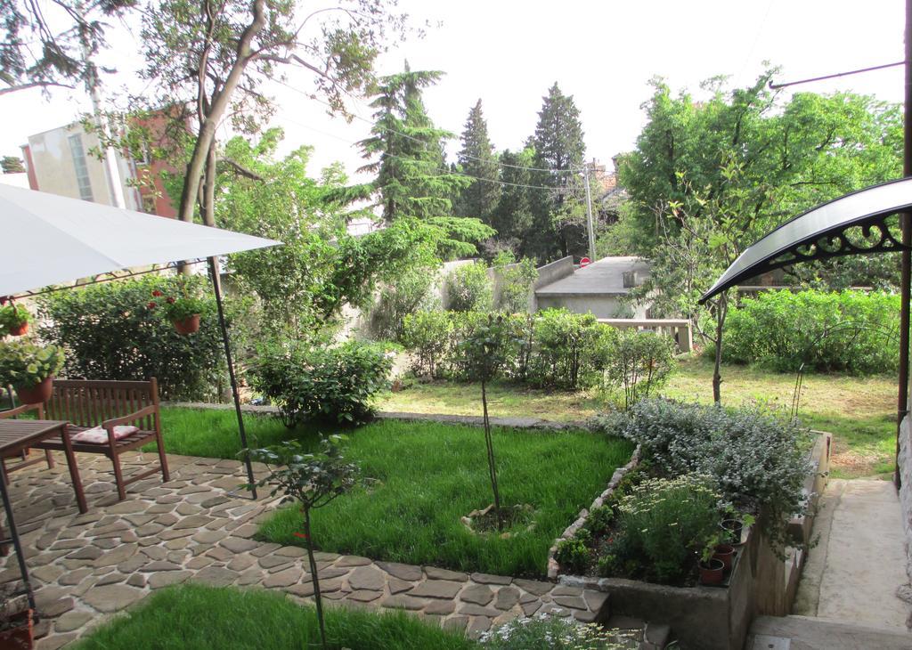 Apartment Villa Edmea Риека Экстерьер фото